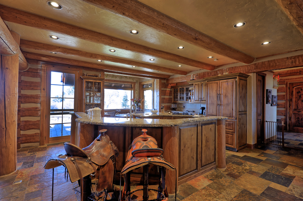_DSC8318_19_20_21_22_23_24_easyHDR_zpspikwe6if kitchen