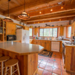 Main House – Kitchen_zpserui4pr6