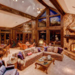 sunrise-ranch-living-room