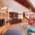 sunrise-ranch-living-room3