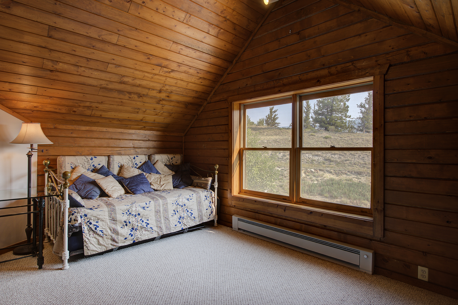 28_1 living area