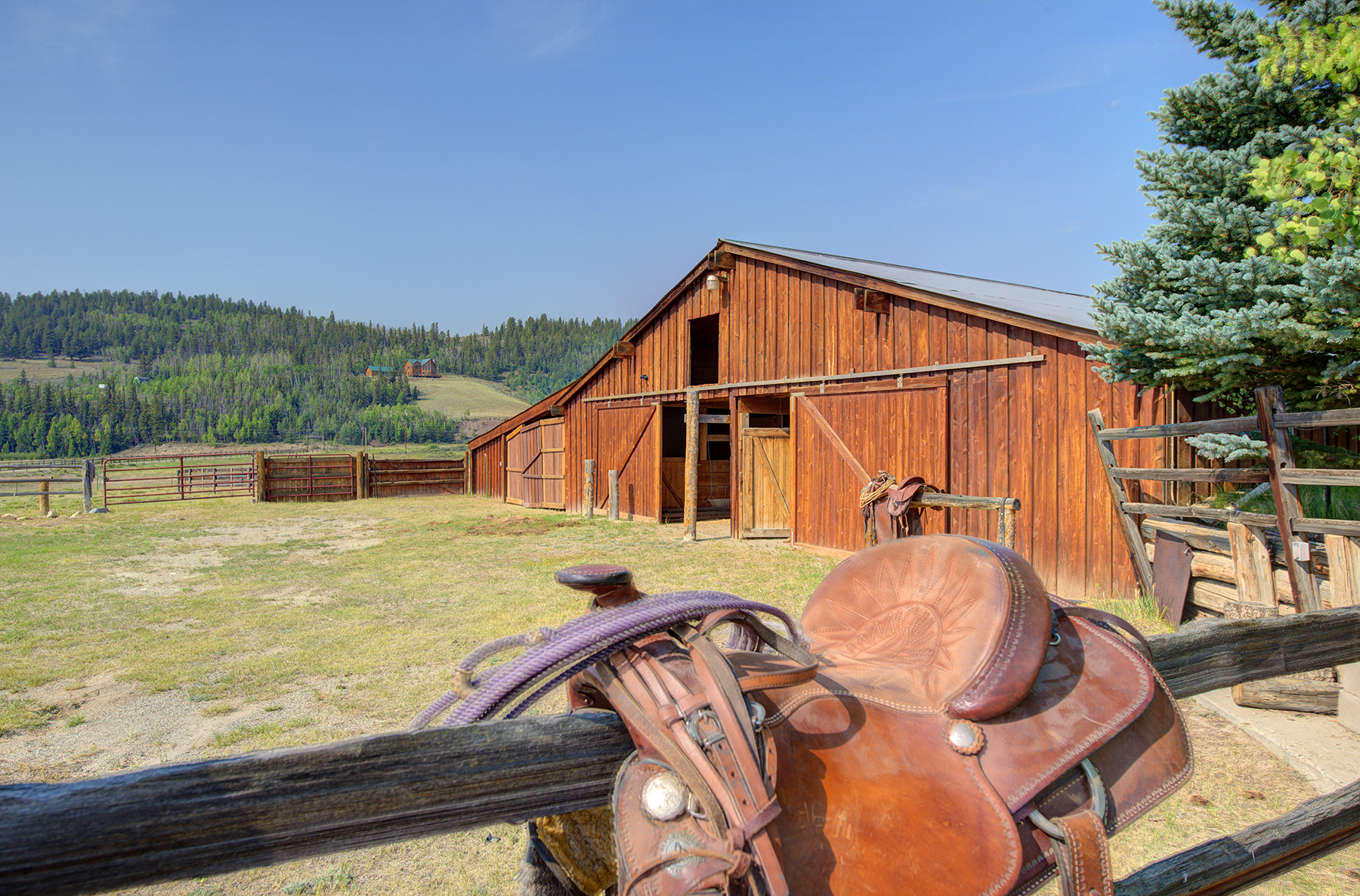 38_1 barn