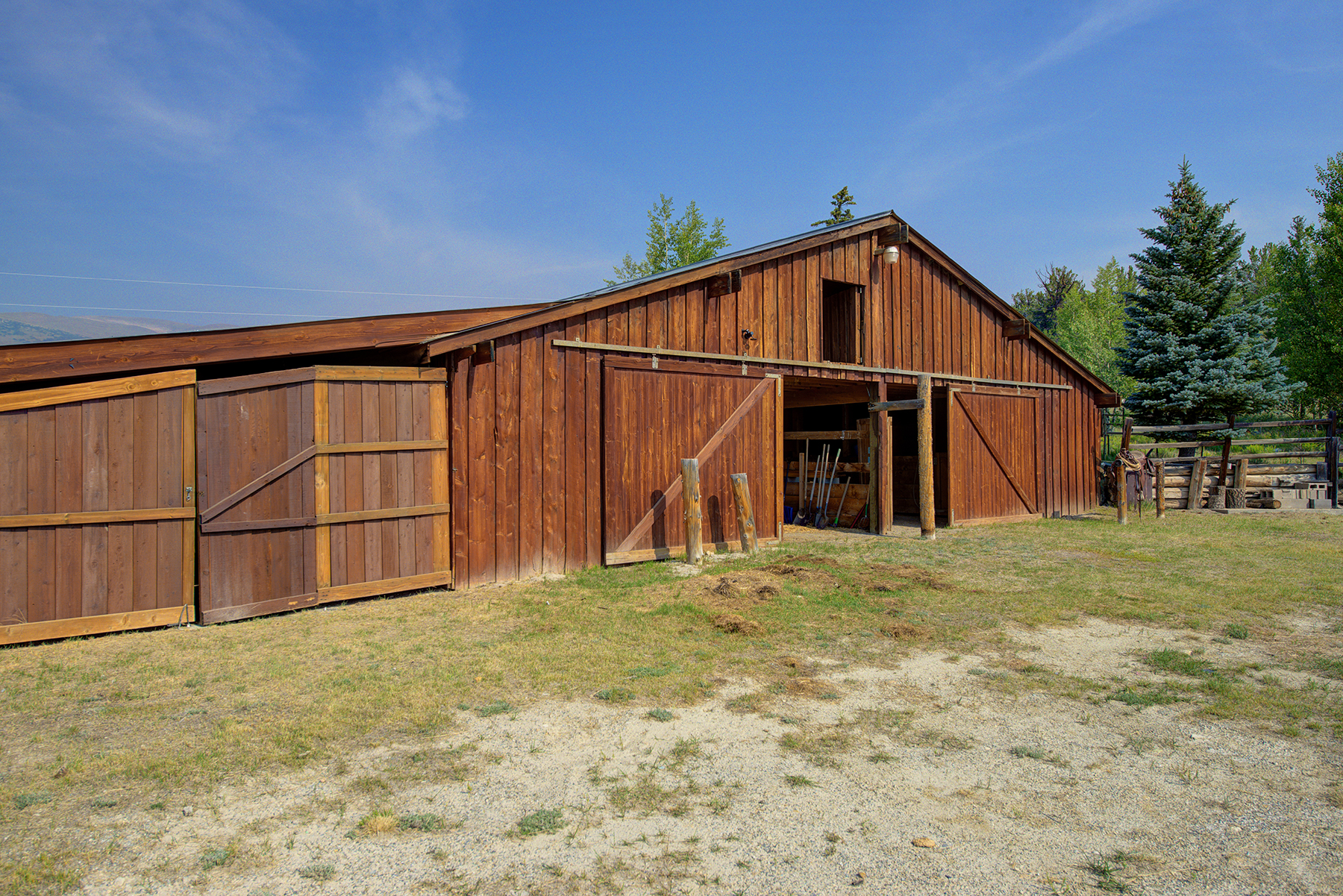 41_1 barn