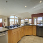 26.jpg Kitchen views FR