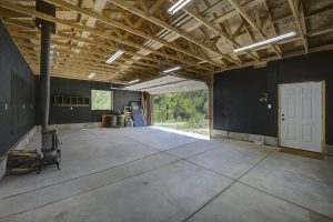 detached garage/shop