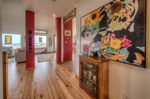 entry towards kitchen