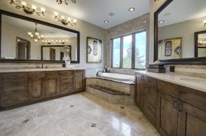 primary tub and sinks
