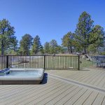 Hot tub:deck