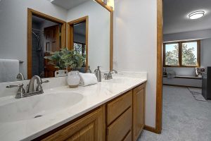 secondary bath room upstairs