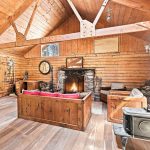 Living Room – 907 Hefferman Gulch Road, Idaho Springs, CO 80452